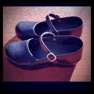 Dansko Marcelle Mary Janes size 8
